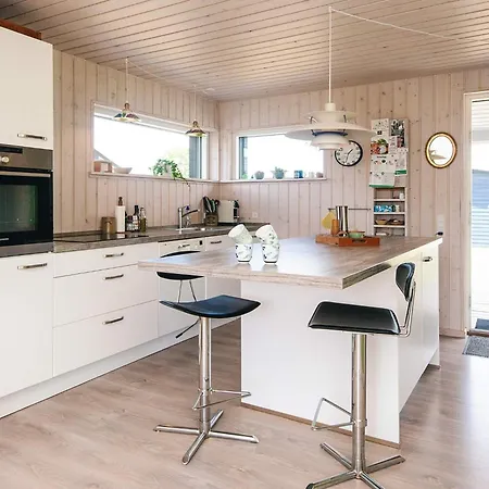 4 Star In * Juelsminde (Hedensted)